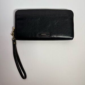 Fossil Black Leather Wristlet Wallet